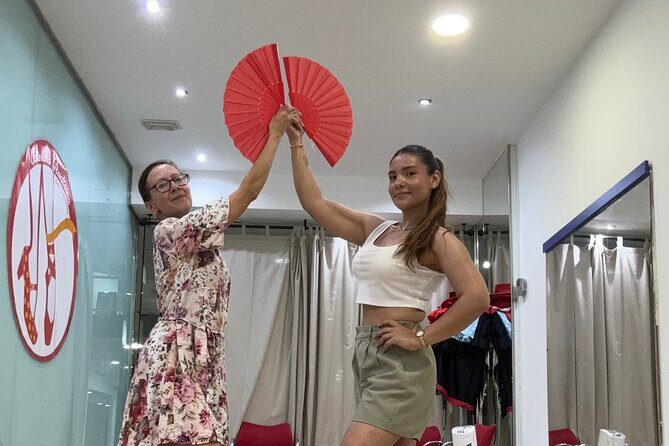 Dance Lesson in Sevillanas Experience from Málaga - Exploring the Sevillanas Dance Lesson in Málaga