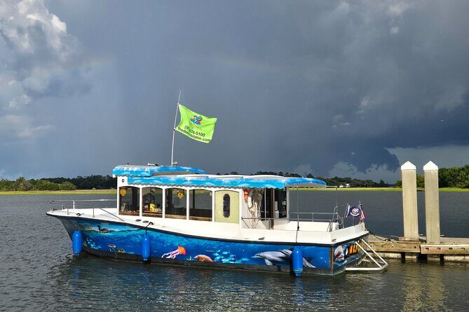 Dancin' Dolphin: 90-minute Booze Cruise for Up to 20 Guests - The Inclusions and How They Matter