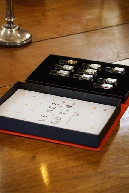 "Dans le Nez du Vin" tour  Aromas & Faults in Saint Emilion - What to Expect at the "Dans le Nez du Vin" Tour