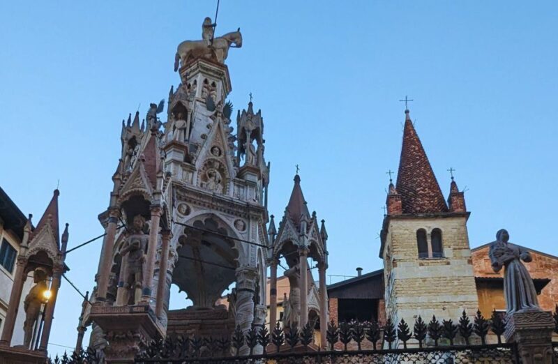 Dante in Verona: From Inferno to Paradise - The Guide and Atmosphere