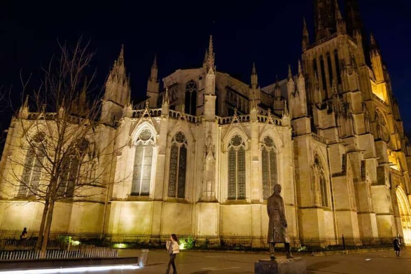 Dark Bordeaux: Ghosts, True Crimes, Eternal haunting Tales - An In-Depth Look at the Dark Bordeaux Ghost Tour