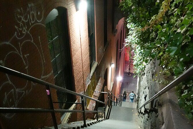 Dark History: Georgetown Spies, Lies, & Politics Walking Tour - Key Points