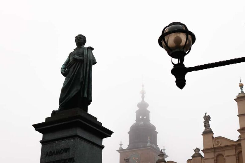Dark Side of Krakow: A Chilling Old Town Walking Tour - What to Expect from the Dark Side of Krakow Tour