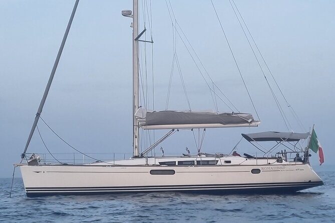 Day Cruise by Sailboat - Route: Bari and its coastline - Key Points