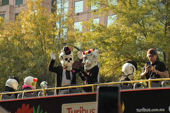 Day of the Dead Tour - A Closer Look at the Day of the Dead Tour