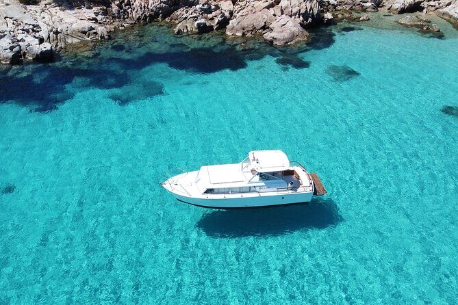 Day on a boat in the archipelago of La Maddalena with lunch - FAQ