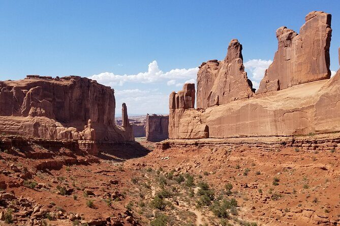 Day Tour Arches and Canyonlands National Park in Utah - Key Points
