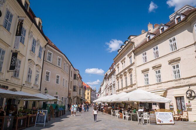 Day Tour from Prague to Vienna & Bratislava with Private Transfer - Exploring the Itinerary in Detail