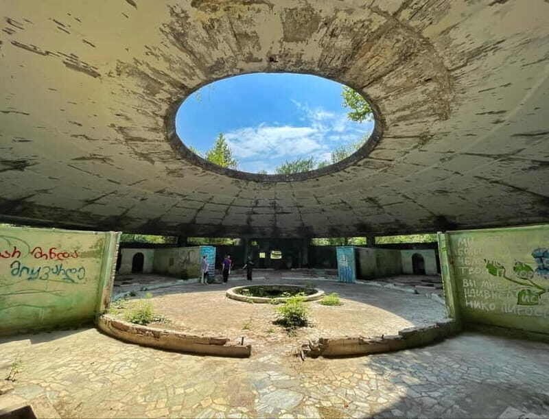 Day tour from Tbilisi to Kutaisi and Tskaltubo - A Closer Look at the Itinerary