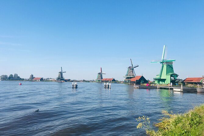 Day Tour Giethoorn, Afsluitdijk and Zaanse Schans with Boat Cruise - Who Should Book This Tour?