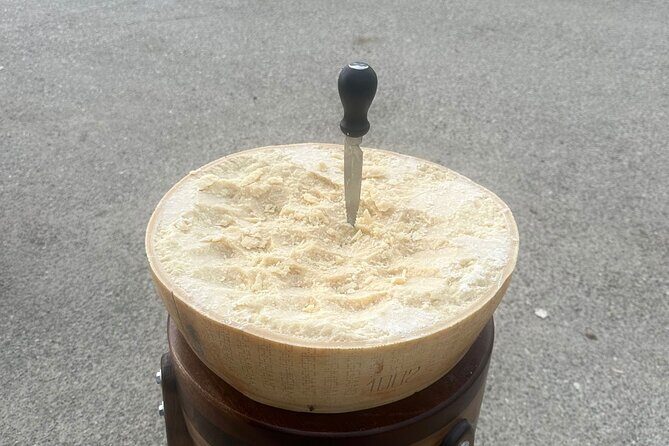 Day Tour Parmigiano, Ferrari Museum, Balsamic, Lambrusco, Lunch with Transfer - FAQs