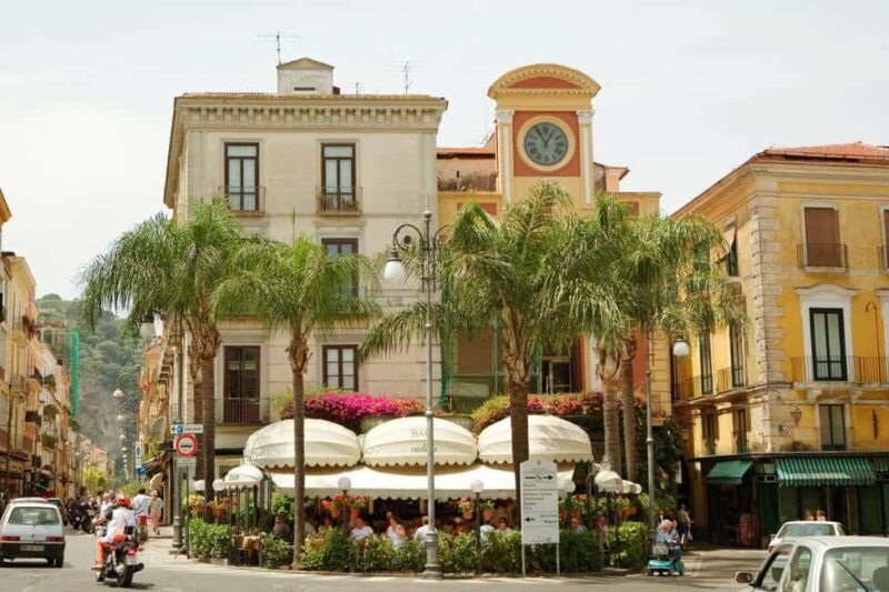 Day tour: visit Pompei and Sorrento from Naples - FAQs