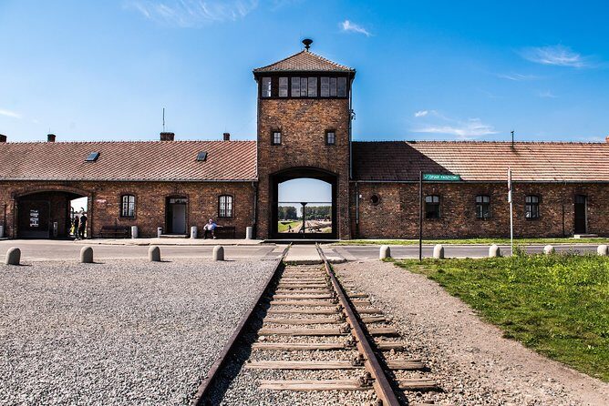 Day Trip: Auschwitz-Birkenau and Wieliczka Salt Mine from Krakow - Is This Tour Right for You?