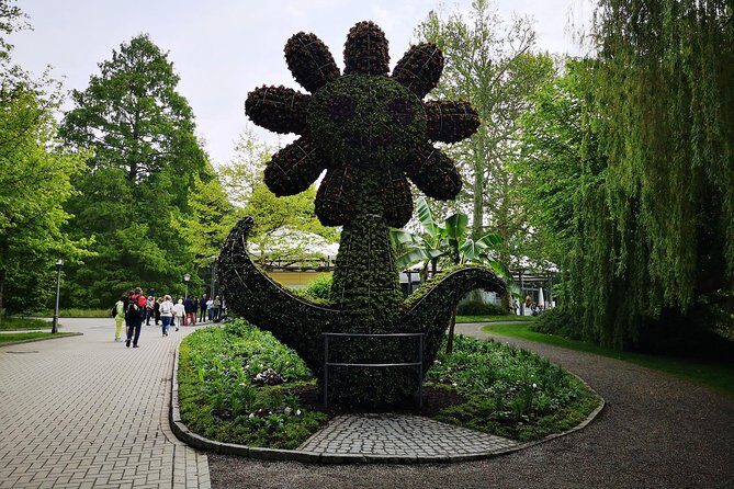 Day Trip Flower Island of Mainau including Meersburg - The Sum Up