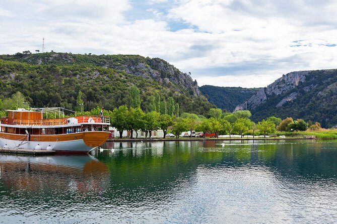 Day Trip from Dubrovnik to Krka waterfalls - Key Points