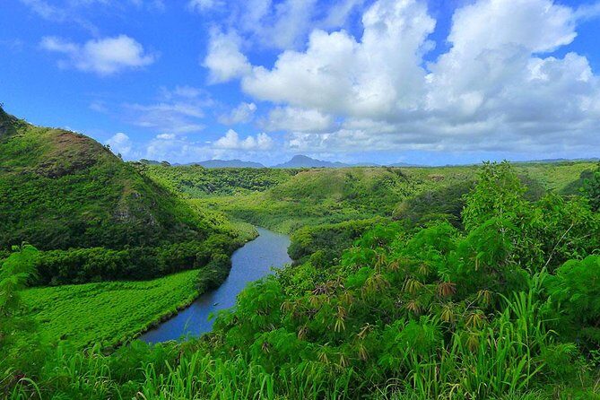Day Trip from Oahu to Kauai: Waimea Canyon & Wailua River - FAQ