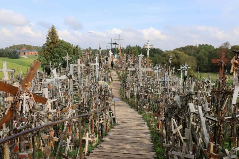 Day Trip From Riga to Hill of Crosses & Chocolate Workshop - Visiting the Hill of Crosses: What to Expect