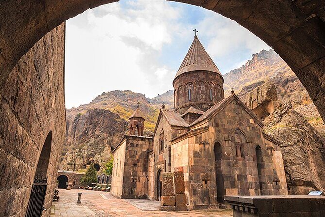 Day trip: Garni, Geghard, Symphony of Stones and Lavash baking - FAQs