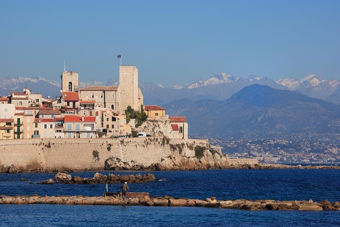 Day trip: Nice to Antibes along the sea by electric bike - A Practical Look at the Nice to Antibes Electric Bike Day Trip