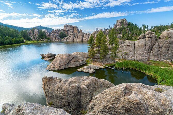 Day trip of the Black Hills: Mount Rushmore to Custer State Park! - Key Points