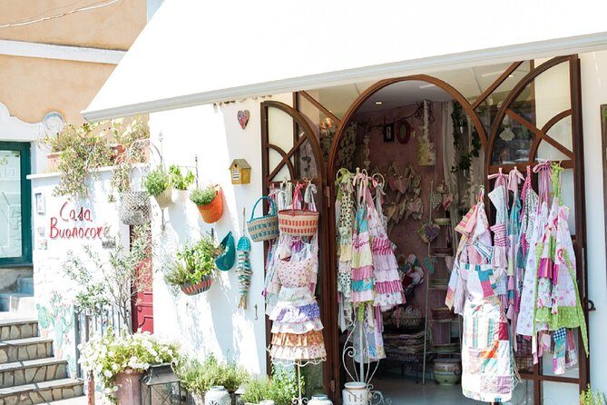 Day Trip to Amalfi Coast and Ieranto Bay in a Hybrid Eco Boat - FAQ