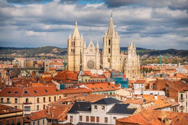 Day trip to León, Astorga, and Castrillo de los Polvazares - An In-Depth Look at the Day Trip Experience