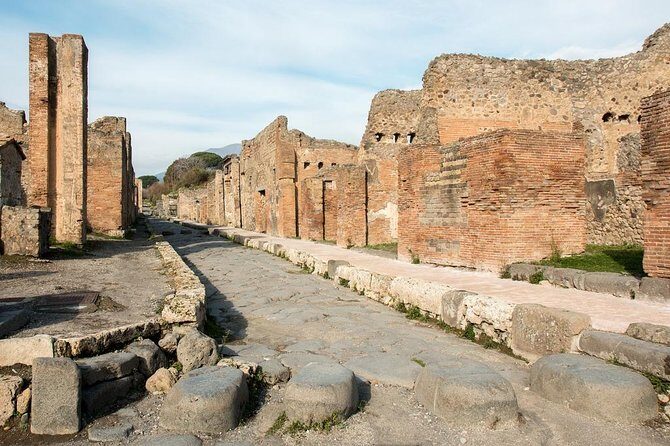Daytrip from Rome to Pompeii and Amalfi Coast - An In-Depth Look at the Experience