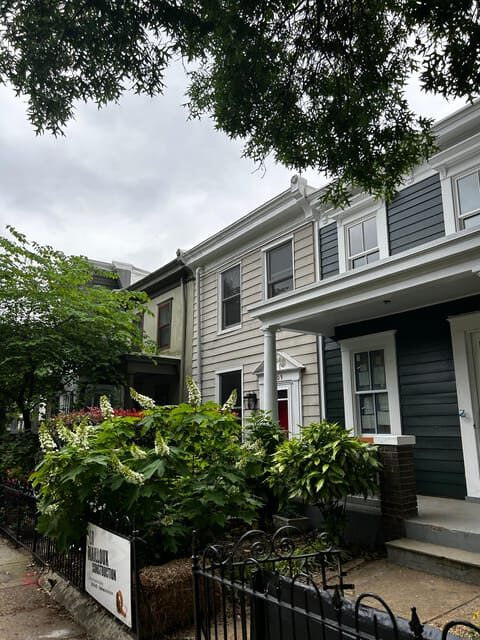 DC: Eastern Market Eats Food Tour (5 Food Stops + Dessert) - An In-Depth Look at the Tour