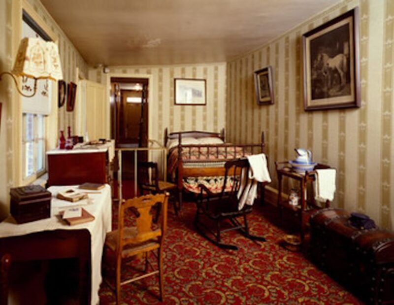 DC: Lincoln Assassination Walking Tour with Ford's Theatre - Exploring the Lincoln Assassination Walking Tour in Washington, DC