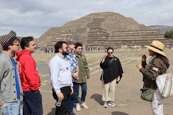 DE Teotihuacan and Basilica DE Guadalupe - Discovering Mexico City’s Highlights: The Teotihuacan and Basilica Guadalupe Tour