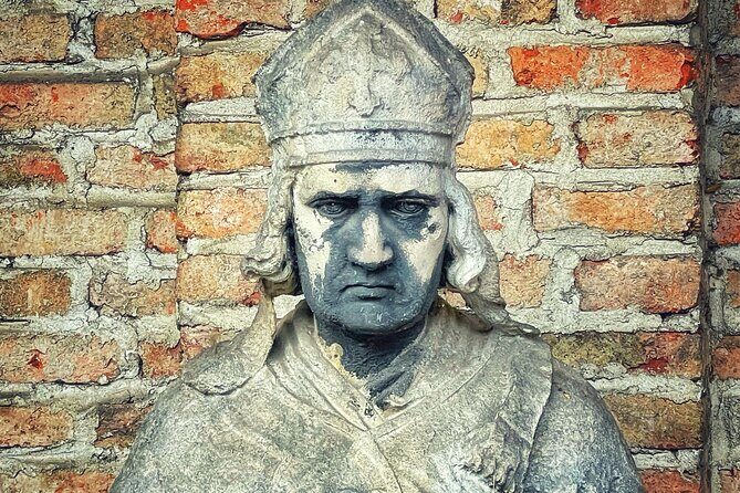 Death and Chocolate: Walking Tour of Munich's Old South Cemetery - FAQs