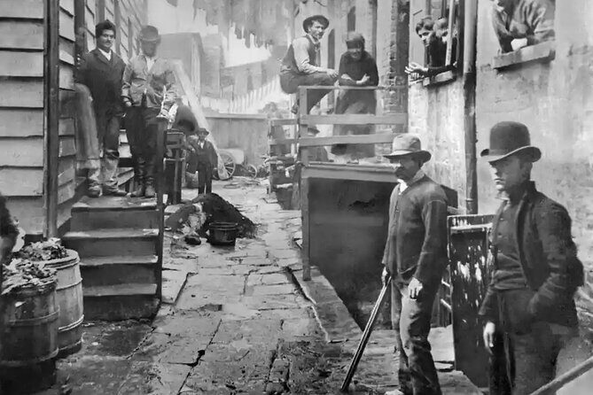 Death in New York Walking Tour - FAQ