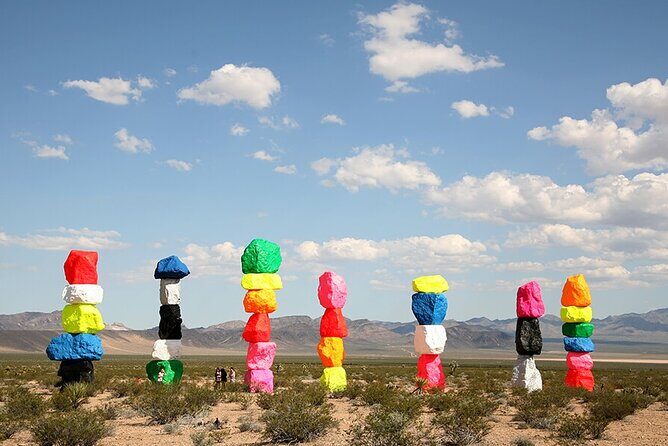 Death Valley, Seven Magic Mountains & Vegas Sign Tour - Analyzing the Value