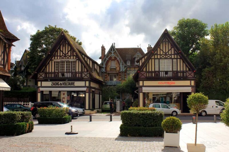 Deauville Rouen Honfleur: private round tour from Le Havre - Who Should Consider This Tour?
