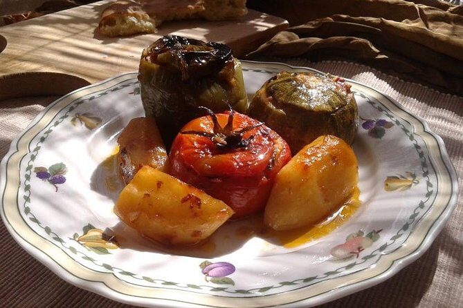 Delicious Greek Dinner Overlooking the Acropolis - Who Should Consider This Experience?