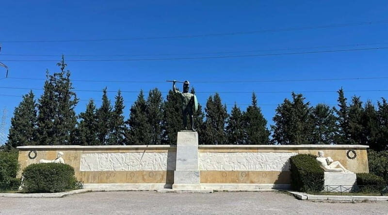 Delphi And Thermopylae Private Full-Day Tour From Athens - The Battle of Thermopylae: Legendary Stand