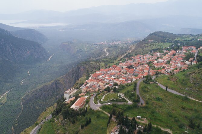 Delphi full day V.R audio guided tour with entry ticket - Lunch and Meals: What’s Included vs What You’ll Pay