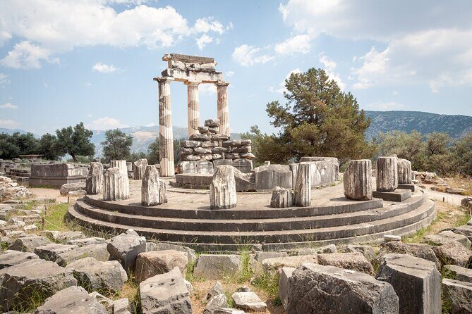 Delphi Guided Small Group Day Tour from Athens - FAQ