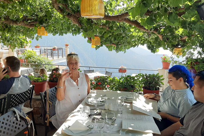 Delphi, Thermopylae, Corycian Cave 300 Spartans Tour - Corycian Cave: the off-road mountain approach is half the adventure