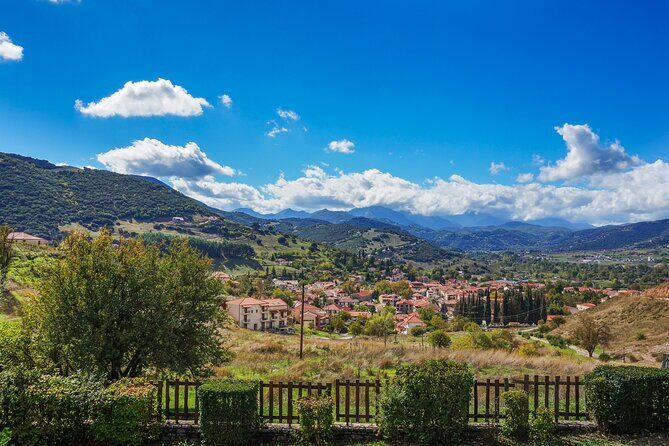 Delphi/Thermopylae Private Day Tour from Athens/Pireaus - Key Points