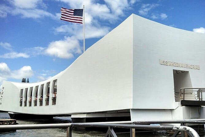 Deluxe Arizona Memorial Bowfin Submarine and Honolulu City Tour - FAQ
