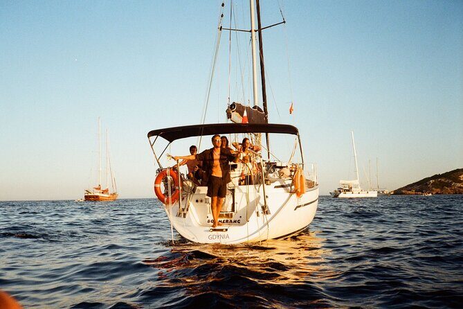 Deluxe Full-Day Private Sailing Tour in Ibiza & Formentera - FAQs