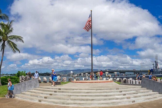 Deluxe Pearl Harbor, Arizona Memorial, and Visitor Center Tour - FAQs