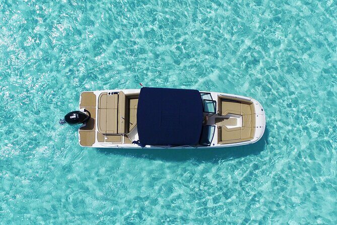 Deluxe Private Boats - 27 ft Sea Ray - Key Points