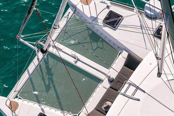 Deluxe Private Boats - 40 ft Catamaran - Frequently Asked Questions