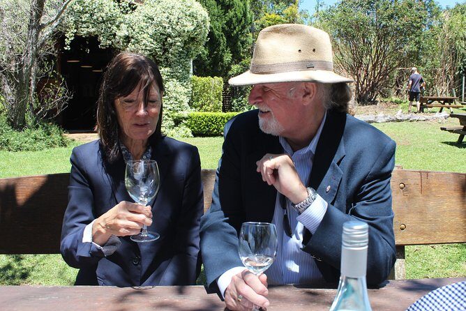 Deluxe Wine Tour to Tamborine Mountain, includes two course lunch - Key Points