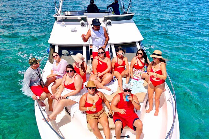 Deluxe Yacht 48FT with FlyBrige Rental in Cancun - Setting Sail on Cancun’s Waters