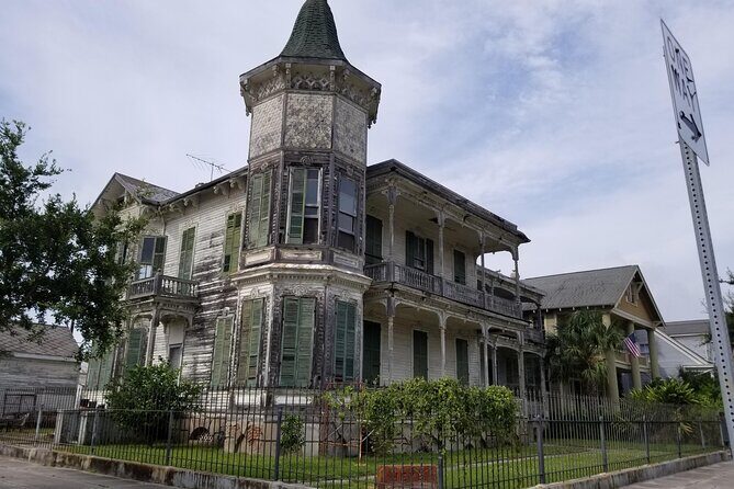 Demo and Reno Galveston Reconstructed Private Tour - Key Points