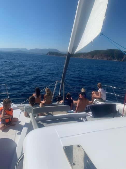 Departure from BRUSC: Half-day catamaran cruise - The Experience in Detail