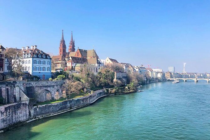 Departure Private Transfer: Basel to EuroAirport (BSL MLH EAP) in Business Car - Why Choose a Private Transfer?